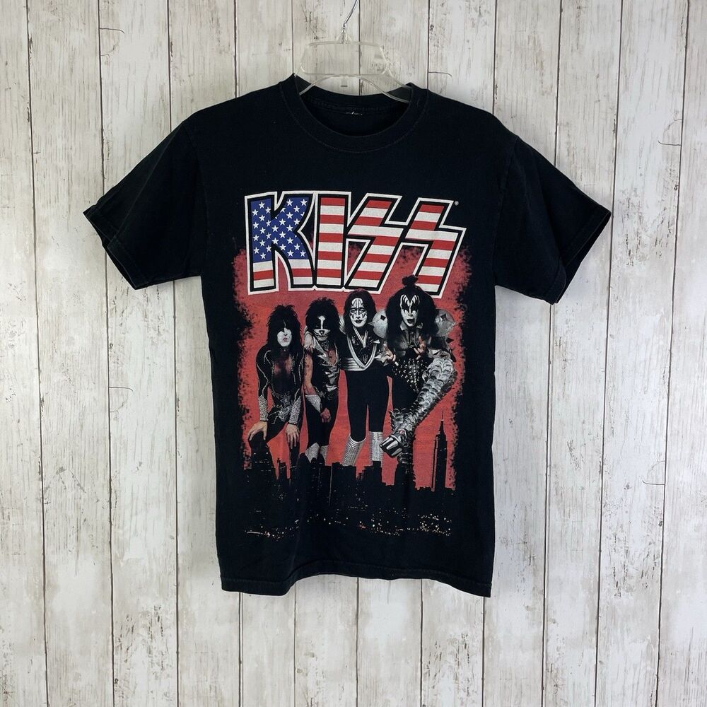 KISS NYC American Flag T-Shirt Sz S Winterland Med 2006 Gene Ace Peter Paul